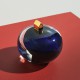 KOSTA BODA EARTH ON TOP MIDNIGHT sculptuur
